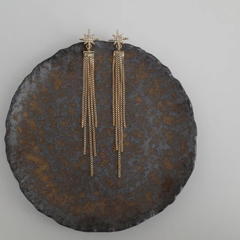 GP Star Tassels Stud Earrings - Picture 5 of 6